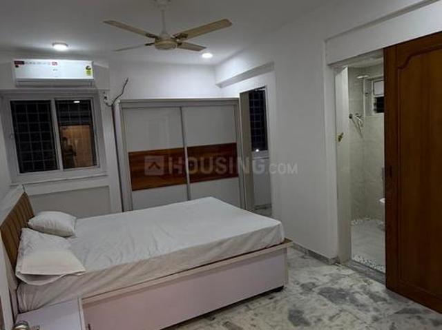 4 BHK Apartment in Thaltej for rent Ahmedabad. The reference number is 19369352