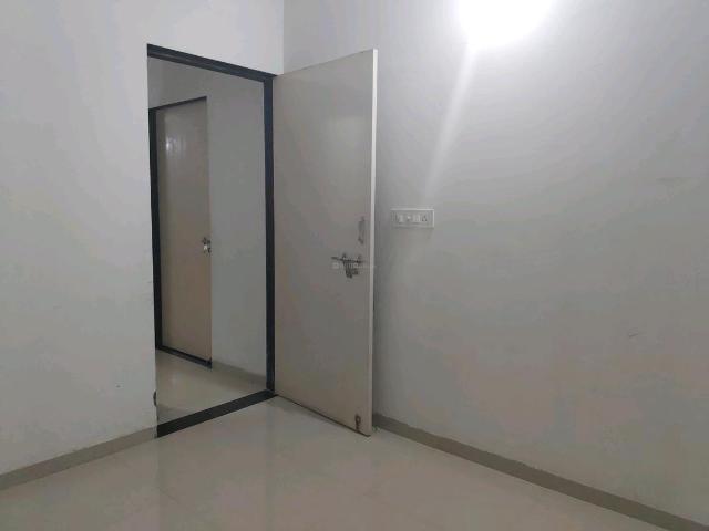 4 BHK Apartment in Thaltej for rent Ahmedabad. The reference number is 20586787