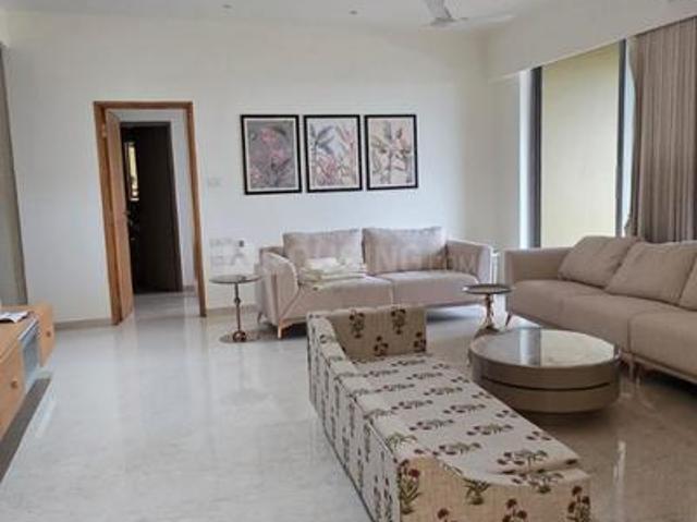 4 BHK Apartment in Thaltej for rent Ahmedabad. The reference number is 20698646