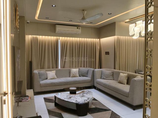 4 BHK Apartment in Thaltej for rent Ahmedabad. The reference number is 20825139