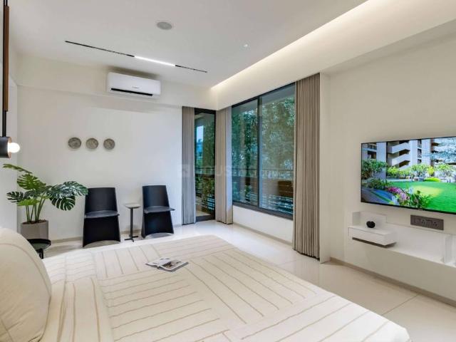 4 BHK Apartment in Thaltej for resale Ahmedabad. The reference number is 19424684