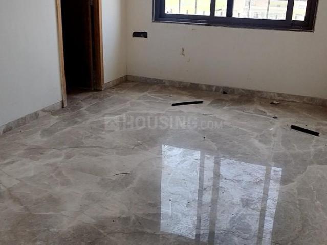 4 BHK Apartment in Thaltej for resale Ahmedabad. The reference number is 19745759