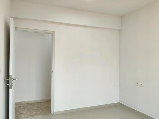 4 BHK Apartment in Thane West for rent Thane. The reference number is 19662618