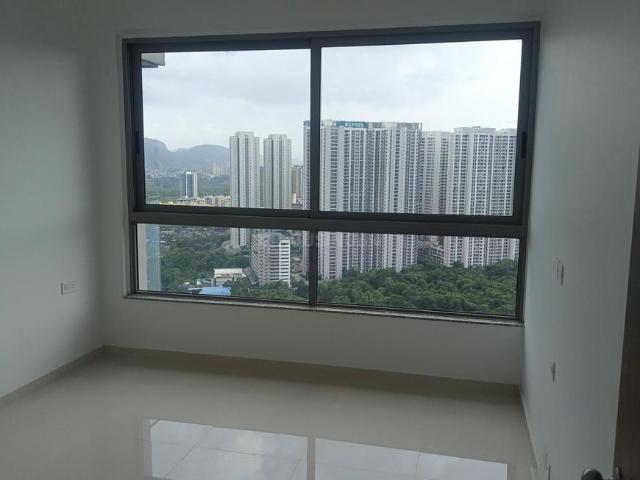 4 BHK Apartment in Thane West for rent Thane. The reference number is 21141084