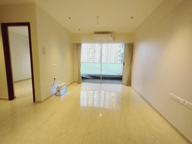 4 BHK Apartment in Thane West for resale Thane. The reference number is 19995353