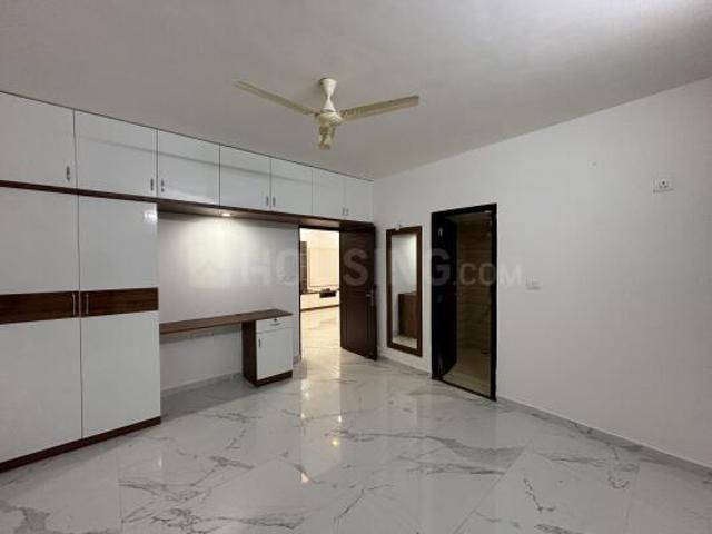4 BHK Apartment in Thanisandra for rent Bengaluru. The reference number is 21190827