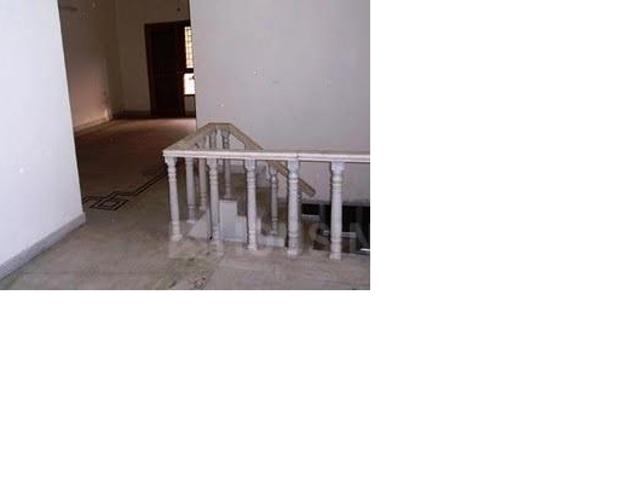4 BHK Apartment in The Mall Avenue for rent Lucknow. The reference number is 20398004