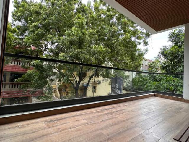 4 BHK Apartment in Thiruvanmiyur for resale Chennai. The reference number is 20988892