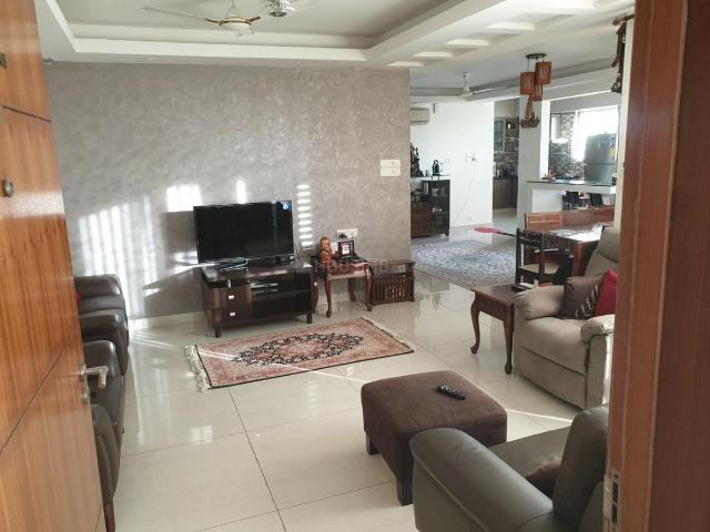 4 BHK Apartment in Thoraipakkam for rent Chennai. The reference number is 19028855