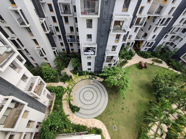 4 BHK Apartment in Tiljala for rent Kolkata. The reference number is 19553538
