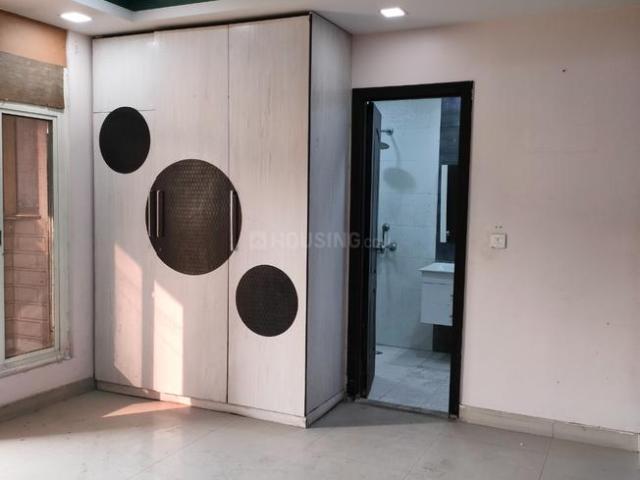 4 BHK Apartment in Vaishali for resale Ghaziabad. The reference number is 20946128