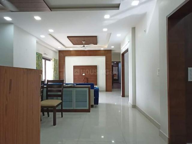 4 BHK Apartment in Vaishno Devi Circle for rent Ahmedabad. The reference number is 14348434