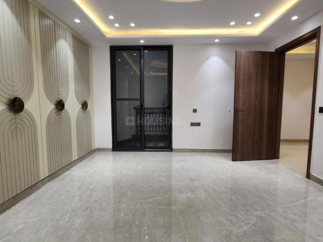 4 BHK Apartment in Vasant Kunj for rent New Delhi. The reference number is 18358446