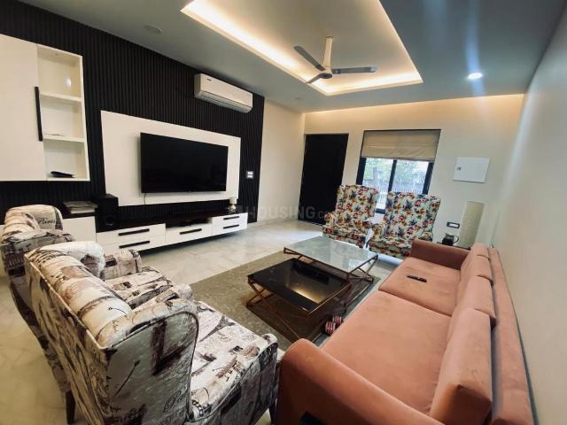 4 BHK Apartment in Vasant Kunj for rent New Delhi. The reference number is 20091501