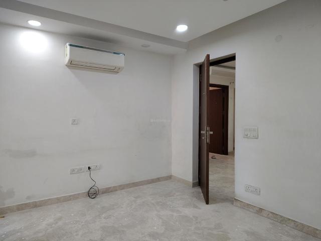4 BHK Apartment in Vasant Kunj for rent New Delhi. The reference number is 20371214