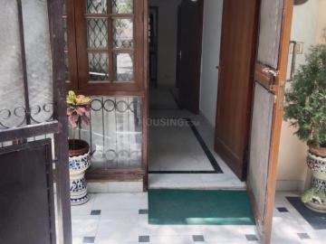 4 BHK Apartment in Vasant Kunj for rent New Delhi. The reference number is 20517389
