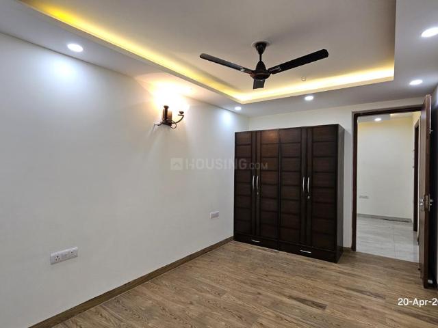 4 BHK Apartment in Vasant Kunj for rent New Delhi. The reference number is 20546371