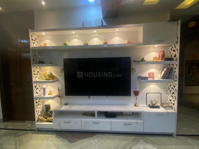 4 BHK Apartment in Vasant Kunj for rent New Delhi. The reference number is 20664497