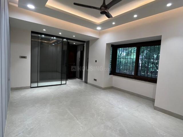 4 BHK Apartment in Vasant Kunj for rent New Delhi. The reference number is 20781317