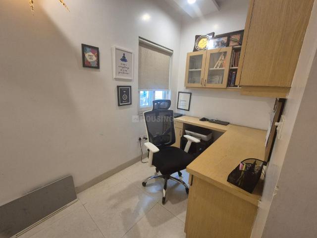 4 BHK Apartment in Vasant Kunj for rent New Delhi. The reference number is 20981335
