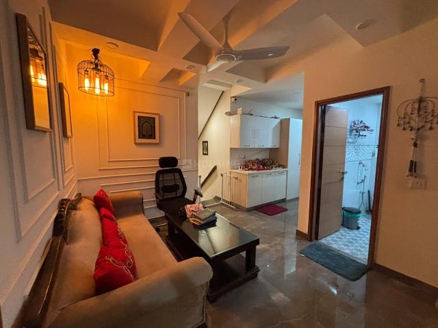 4 BHK Apartment in Vasant Kunj for rent New Delhi. The reference number is 21331684