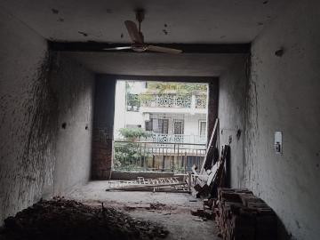 4 BHK Apartment in Vasant Kunj for resale New Delhi. The reference number is 18736908