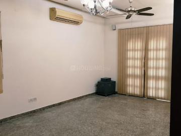 4 BHK Apartment in Vasant Kunj for resale New Delhi. The reference number is 19561311