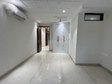 4 BHK Apartment in Vasant Kunj for resale New Delhi. The reference number is 19776042