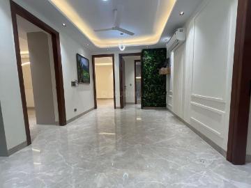 4 BHK Apartment in Vasant Kunj for resale New Delhi. The reference number is 20464938
