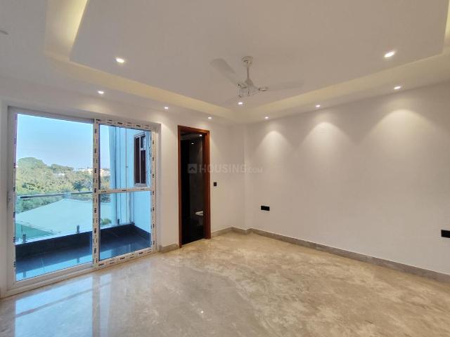 4 BHK Apartment in Vasant Kunj for resale New Delhi. The reference number is 20751392