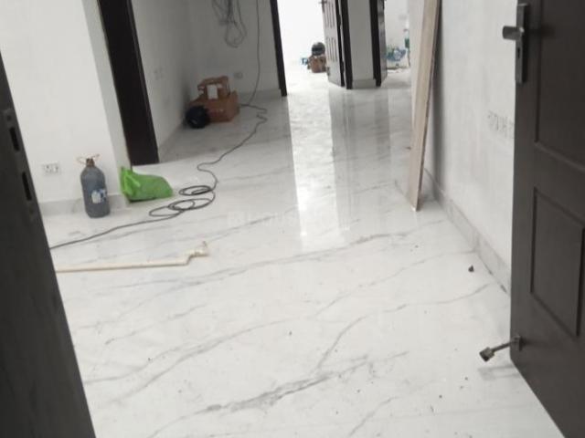 4 BHK Apartment in Vasant Kunj for resale New Delhi. The reference number is 20876011