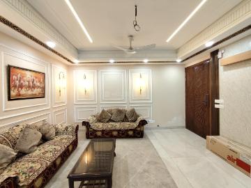 Flat for sale in JVTS Garden - Balcony