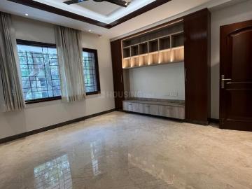 4 BHK Apartment in Vasant Kunj for resale New Delhi. The reference number is 20174273