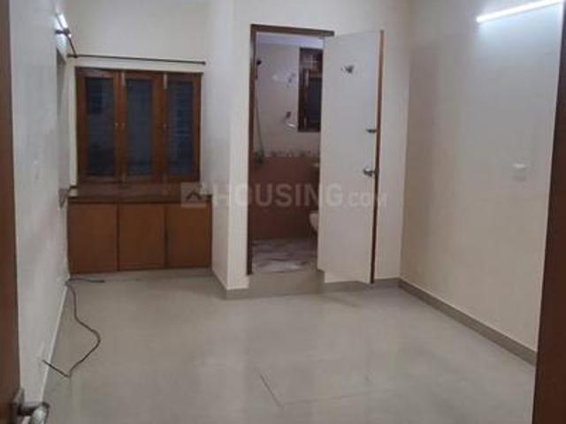 4 BHK Apartment in Vasant Kunj for resale New Delhi. The reference number is 20325593