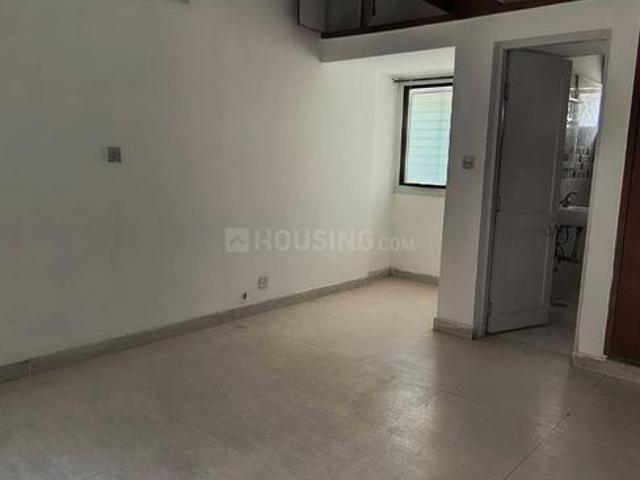 4 BHK Apartment in Vasant Kunj for resale New Delhi. The reference number is 20329500