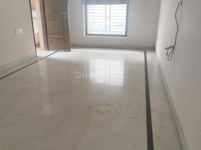 4 BHK Apartment in Vasant Kunj for resale New Delhi. The reference number is 21146861