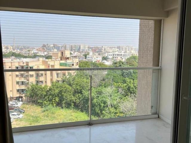 4 BHK Apartment in Vastrapur for rent Ahmedabad. The reference number is 19676580