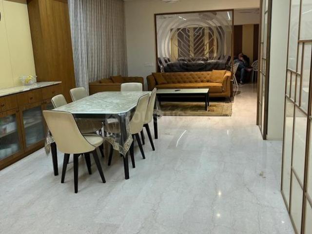 4 BHK Apartment in Vastrapur for rent Ahmedabad. The reference number is 21326117