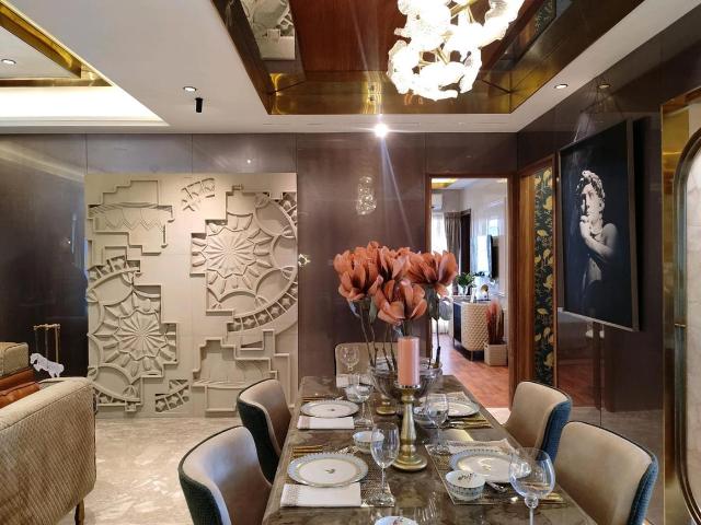4 BHK Apartment in Vasundhara for resale Ghaziabad. The reference number is 9895980