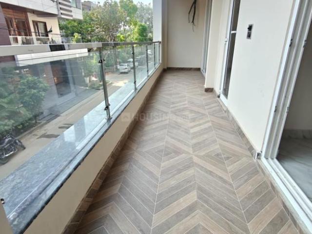 4 BHK Apartment in Vasundhara for resale Ghaziabad. The reference number is 20221813