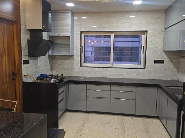 4 BHK Apartment in Vesu for rent Surat. The reference number is 19272072