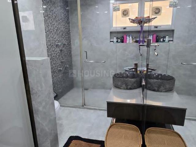 4 BHK Apartment in Vesu for rent Surat. The reference number is 19670350