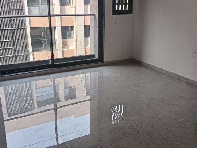4 BHK Apartment in Vesu for rent Surat. The reference number is 19725972