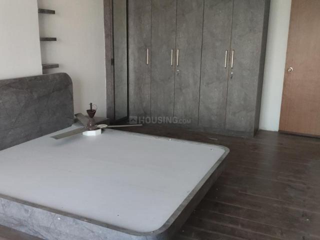 4 BHK Apartment in Vesu for rent Surat. The reference number is 20361072