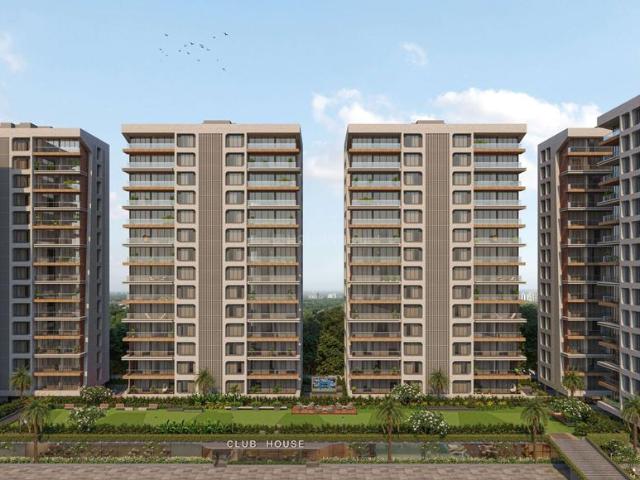 4 BHK Apartment in Vesu for resale Surat. The reference number is 17737903