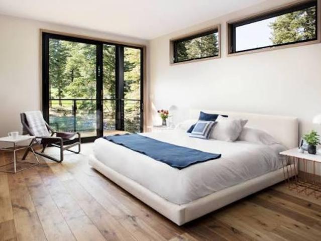 4 BHK Apartment in Vile Parle West for resale Mumbai. The reference number is 21106040