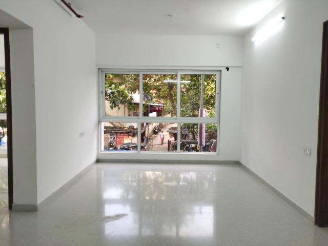 4 BHK Apartment in Vile Parle East for rent Mumbai. The reference number is 12662717