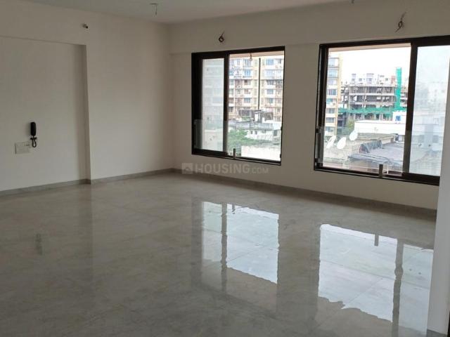 4 BHK Apartment in Vile Parle East for resale Mumbai. The reference number is 18665944