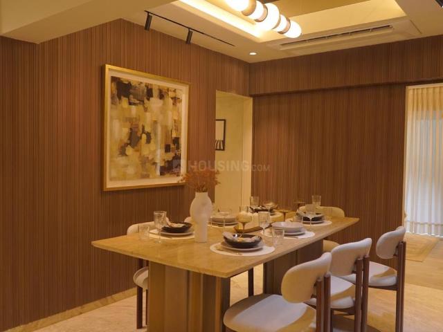 4 BHK Apartment in Vile Parle East for resale Mumbai. The reference number is 20911354
