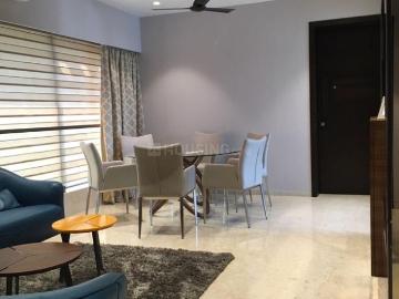 4 BHK Apartment in Vile Parle East for resale Mumbai. The reference number is 9663620
